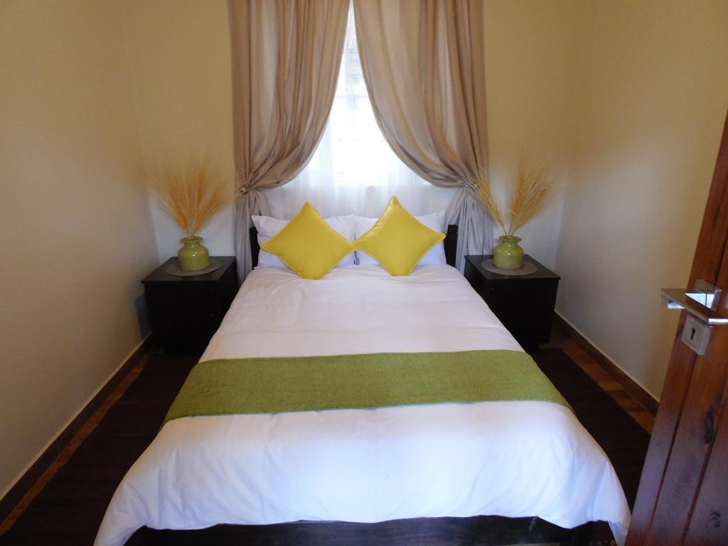 Urban Glamping Tranquil International Backpacking Village Saint Lucia Estuary الغرفة الصورة